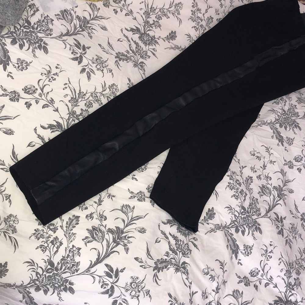 Zara 🎩 Tuxedo Leather Side Stripe 🎩 Leggings